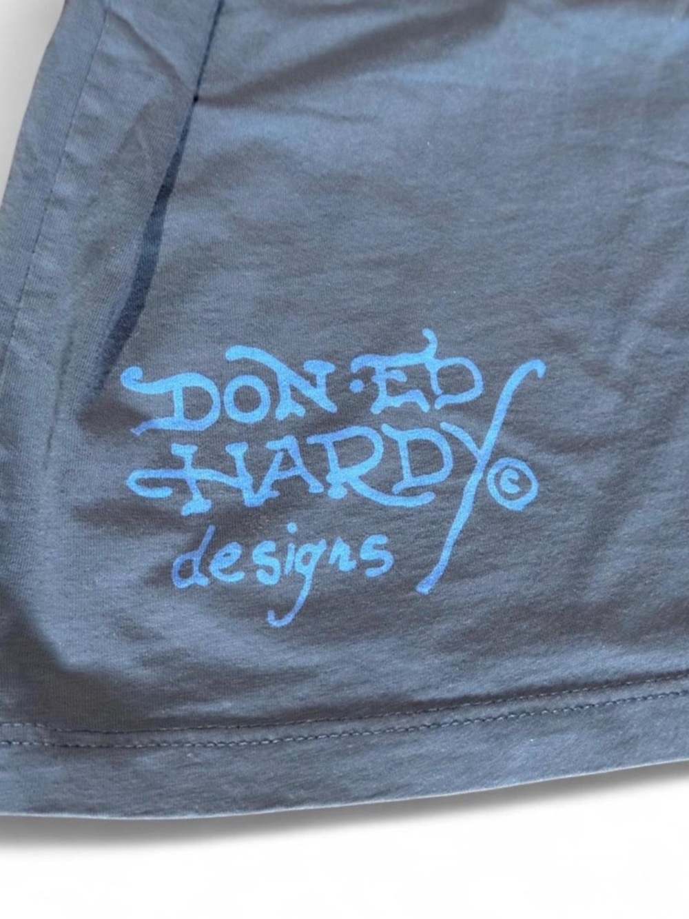 Vintage Ed Hardy Graphic Tee with Pinup Dagger - Picture 7 of 7